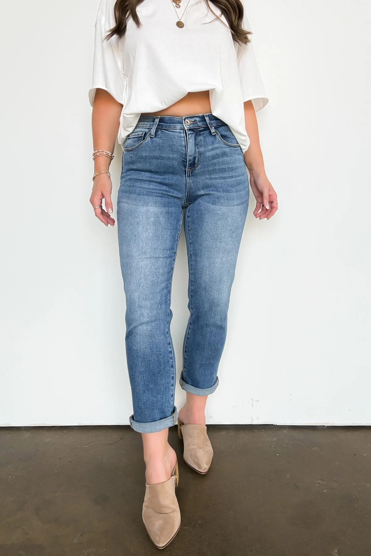 Mid Rise Slim Boyfriend Roll Hem Jeans